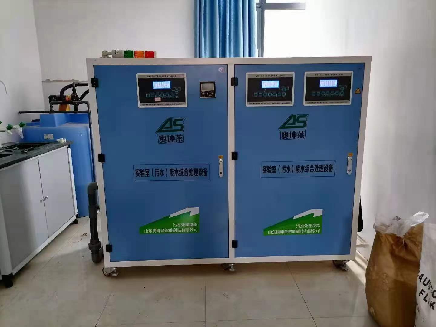 6821b509bcb6a.jpg
